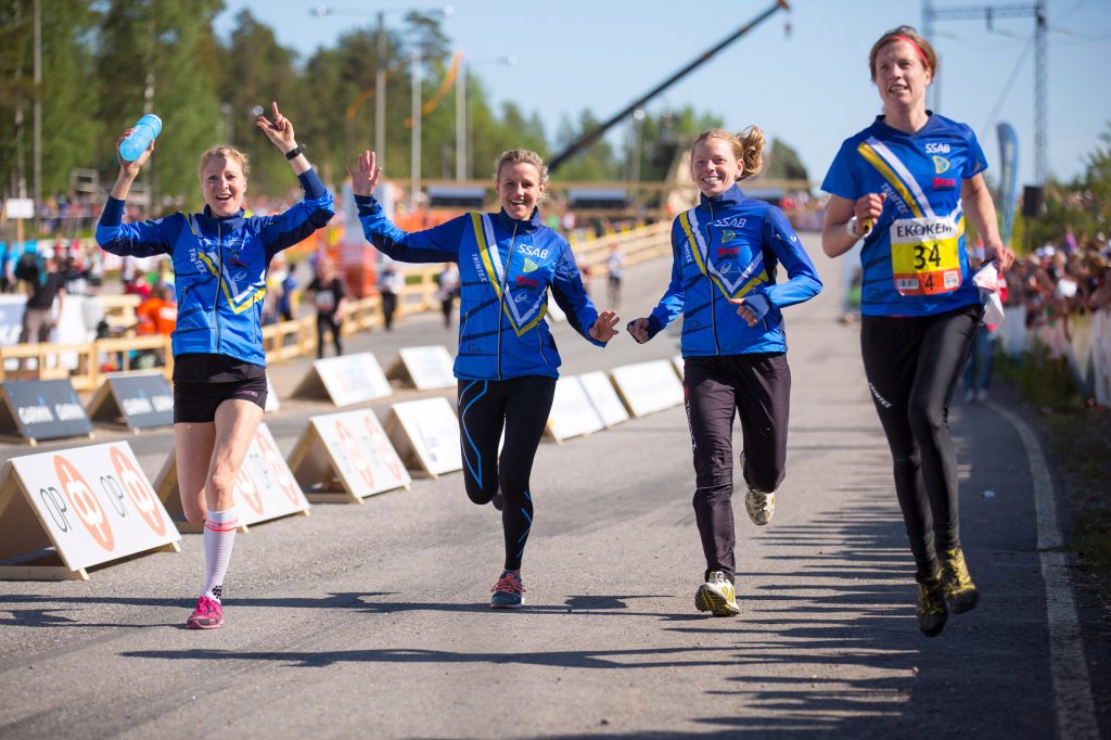 Lena Eliasson (left) knows what it takes to win in Venla relay. (Image: Risto Raunio)